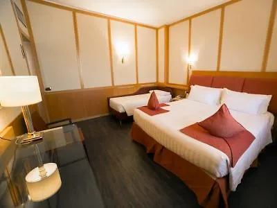 Hilton Garden Colosseum 4*