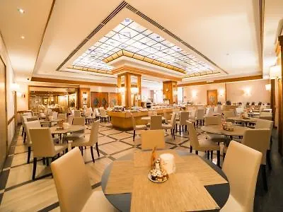 Отель Hilton Garden Colosseum Рим