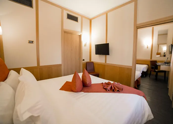 Hilton Garden Colosseum Отель 4*