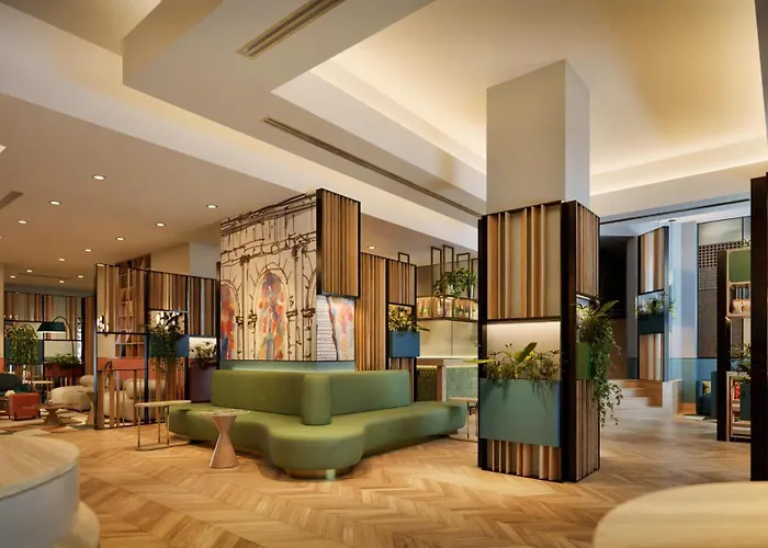 Hotel Hilton Garden Colosseum 4*