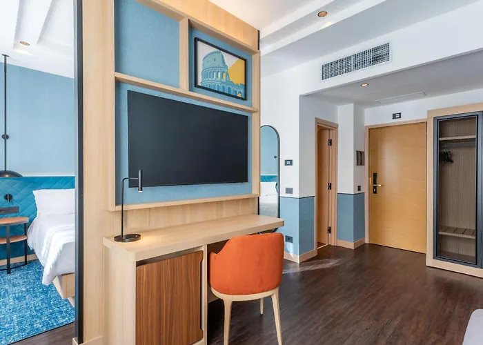 Hilton Garden Colosseum Hotel 4*