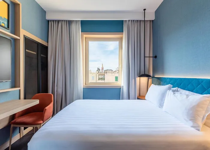 Hilton Garden Colosseum Hotel 4*